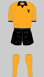 wolves 1970-72 warm weather kit